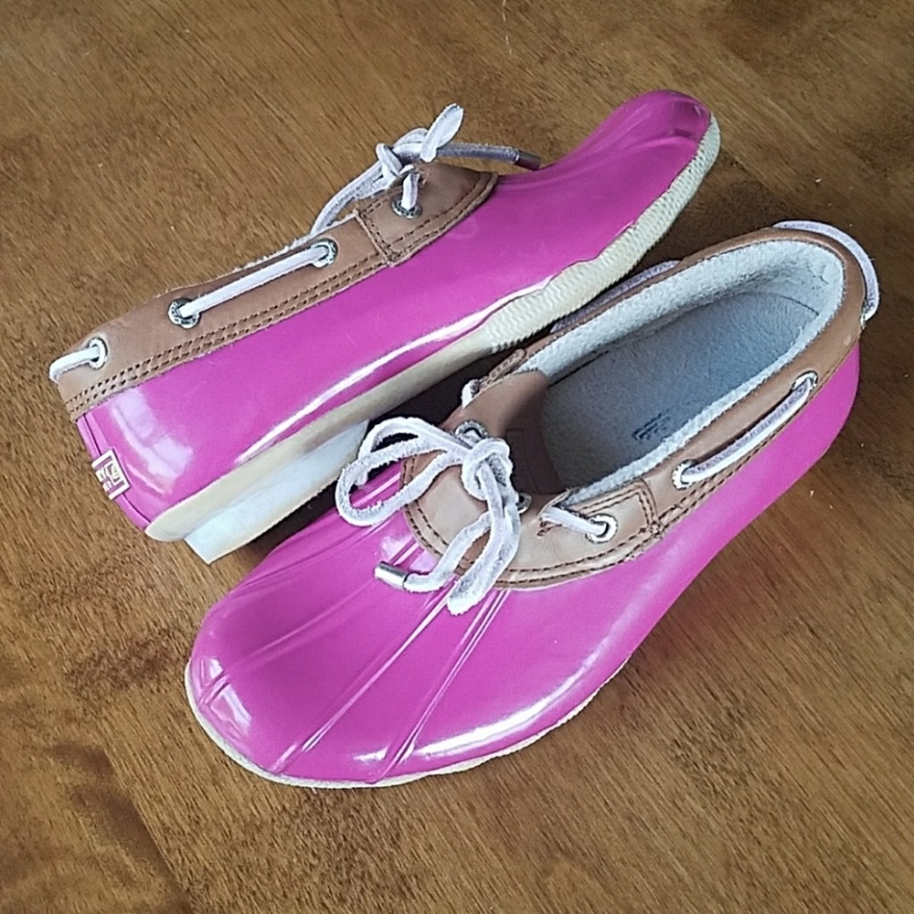 Sperry Duck Shoes. Pink. Size 6.5